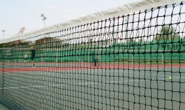 Køb padel tennis udstyr på afbetaling